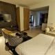 Penta square luxury studio apartment, Lahore - Fotografie 8