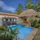 Modern Home with Chic Bohemian Style and Zen Outdoor Oasis with Swimming Pool and Tiki Style Dining Space, Potrero (fotografie 7)