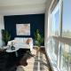 Cosmopolitan Hollywood Home DTLA view Parking - 10mins to Universal Studios, Los Angeles - Foto 1