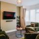 Stunning 4-bed Fast WiFi near city centre, Garden, Family, Contractors