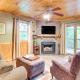 Charming Fox Den Cabin in Whittier with Hot Tub!, Whittier (foto 5)