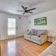Pet-Friendly Phoenix Townhome with Pool Access!, Phoenix (fotografie 4)