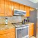 Pet-Friendly Phoenix Townhome with Pool Access!, Phoenix (fotografie 9)