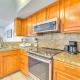 Pet-Friendly Phoenix Townhome with Pool Access!, Phoenix (fotografie 10)