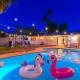 Sunshine Oasis! Heated Pool, Mini Golf, Sleeps 12
