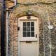 2 Guests - Pet Friendly Stone Cottage in Sleaford - Photo 6