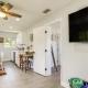 Lake Worth Retreat with Fire Pit 5 Mi to Beaches!, Atlantis (fotografie 6)