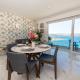 Ivory Suite Seafront With Views!- Fl 10 By Homely, St Paul's Bay - Foto 9
