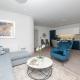 Pass the Keys Stylish 2-bed apartment in the heart of Bath., Bath - Photo 3