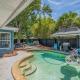 Big Savings! 5br Poolside, Melbourne