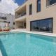 New Villa Coco Maison with heated infinity pool, Каштела