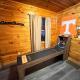 Cabin, hot tub, arcade games! sleeps 8! Gatlinburg - Foto 4