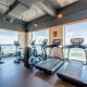 Holiday Inn Shanghai Pudong Kangqiao by IHG - Free shuttle bus to Disney land, Ins Swimming Pool, Shanghai - Foto 3