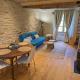 La Saugeraie - Renovated cottage for 2 in historic village, Burnand (fotografie 8)