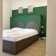 The Duchess Apartment, Terst
