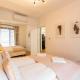 Romantic Home by Andrassy street with Garage and Rooftop Pool, Budapest - Foto 9