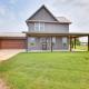 Modern Bryan Farmhouse on 1 Acre with Hot Tub!, Bryan - Fotografie 1