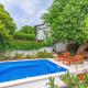 Istrian stone house with heated pool, Pula (Foto 2)