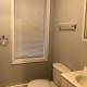Private 2-bedroom with free parking and direct bus to NYC Manhattan only 2 blocks away, Linden (zdjęcie 5)
