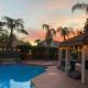 The Arrowhead Oasis - hot tub, heated pool, fire pits, backyard games Glendale - Foto 2