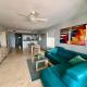 Extra spacious oceanview condo 5 min from pristine beach, Providenciales (Foto 9)