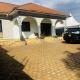 House - Sleeps 6 - Parking - Garden