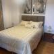 Athens Holidays Apartment, Athen - Foto 8