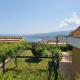 Villa con vista mare, Stalettì