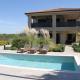Villa Magneli, Brzac