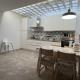 Full Semi-Garden apartment in Villa at Mondello, Palerme - Photo 8