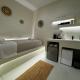White Sand Jacuzzi Suite, Иос (фото 5)