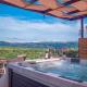 Villa Paris with Rooftop & Jacuzzi, Káto Valsamóneron