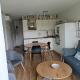 Appartement 3 étoiles, 2 chambres , cuisine aménagée, terrasse, face à la chaîne des Pyrénées, Bagnères-de-Bigorre (zdjęcie 3)