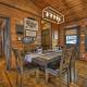 Traveller - Cabin with Hot Tub and Mountain Views - Hot Tub, Mountain Views, Ping Pong Table, Modern Amenities - Cherry Log, GA - Fotografie 9