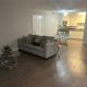 Two bedroom Hollywood apartment, Los Angeles - Foto 1