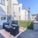 Central 2 Bedroom Flat with Roof Terrace I Next To Brighton Beach I Sleep 8 Guests Brighton & Hove - Photo 6