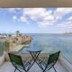 Seafront, studio home with private seaview terrace by 360 Estates St Paul's Bay - Foto 1