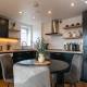 Urban Luxury: Spinningfields 2 Bed Apartment, Manchester - Photo 7