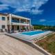 Villa Silente, modern and luxurious villa hugged by nature, Stalije (Foto 4)