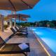 Villa Silente, modern and luxurious villa hugged by nature, Stalije (Foto 9)