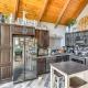 Lake Arrowhead Cabin with Hot Tub and Mountain Views!, Lake Arrowhead (zdjęcie 3)