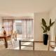 3 Bedroom Family Home with Pool, Кейптаун - Фото 1