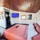 Boomers Attic Athens, Koropi (foto 4)