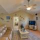 Walk to Shore & Restaurants: Surfside Beach Home!, Surfside Beach (fotografie 6)