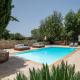 Villa Ellie - heated pool, playground, garden & BBQ!, Vederoi