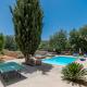 Villa Ellie - heated pool, playground, garden & BBQ!, Vederoi (photo 5)