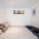 Modern Downtown Retreat at Akácfa 36, Budapest - Foto 10