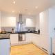 1 Bed Apartment - Redhill Central, Surrey, Gatwick #4 - Foto 5