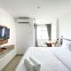 Enjoy Living Studio at Enviro Apartment By Travelio Cikarang - Foto 7