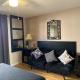 Le Noir, A private bedroom with a private entrance - shared bathroom, Las Vegas - Photo 7